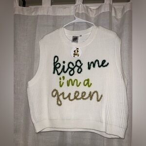 Queen of sparkle kiss me I’m a queen sweater tank